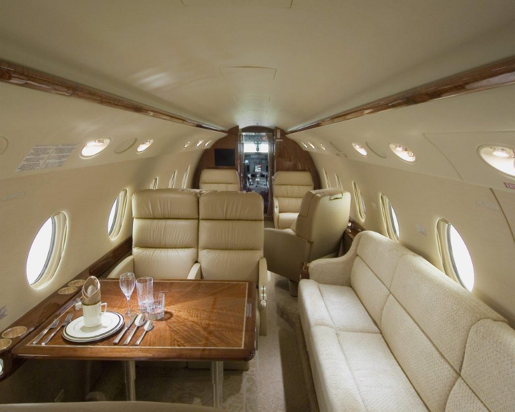 Gulfstream 200